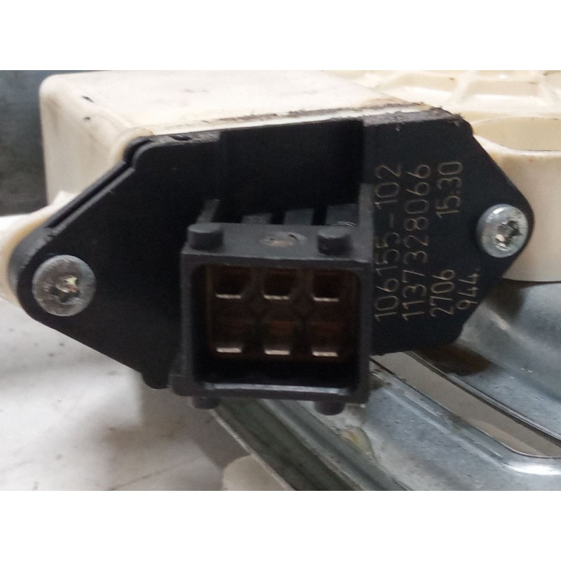 Recambio de elevalunas electrico trasero izquierdo para opel vectra c gts (z02) 1.9 cdti (f68) referencia OEM IAM   