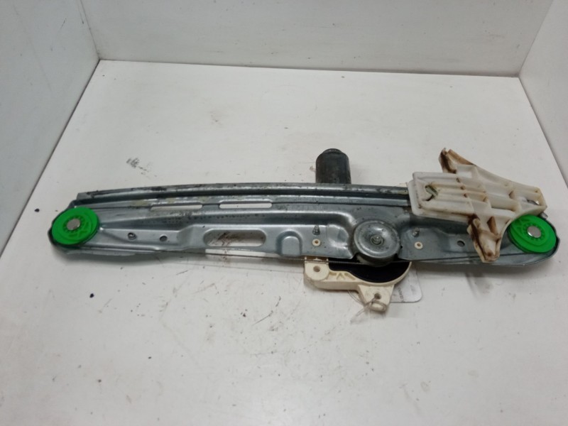Recambio de elevalunas electrico trasero izquierdo para opel vectra c gts (z02) 1.9 cdti (f68) referencia OEM IAM   