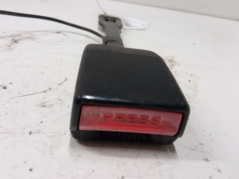 Recambio de anclaje cinturon delantero izquierdo para peugeot 307 (3a/c) 1.4 16v referencia OEM IAM   