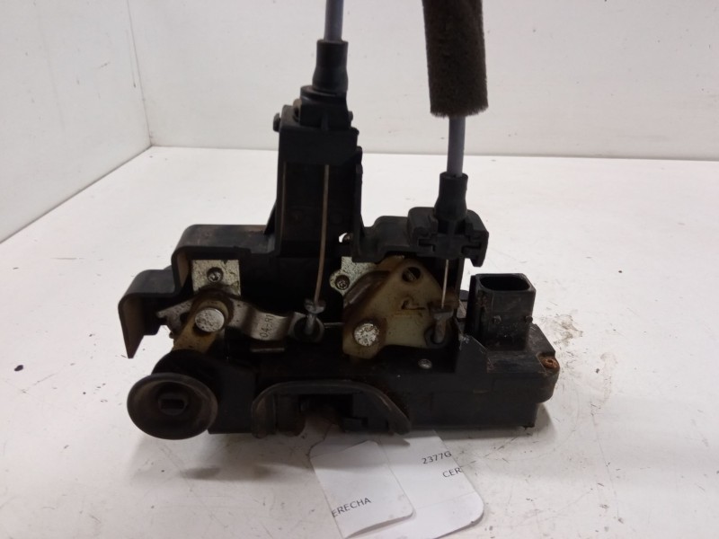Recambio de cerradura puerta trasera derecha para chevrolet captiva (c100, c140) 2.0 d 4wd referencia OEM IAM   