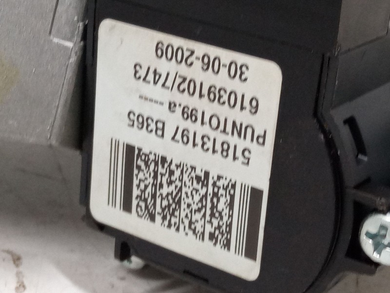 Recambio de clausor para fiat punto referencia OEM IAM   