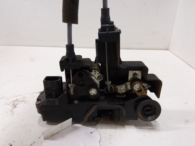 Recambio de cerradura puerta trasera izquierda para chevrolet captiva (c100, c140) 2.0 d 4wd referencia OEM IAM   
