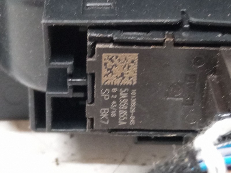Recambio de mando elevalunas delantero derecho para skoda rapid spaceback (nh1) 1.0 tsi referencia OEM IAM   