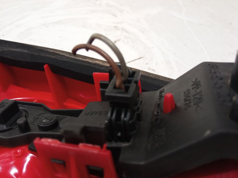 Recambio de piloto trasero porton derecho para seat leon (1p1) 1.9 tdi referencia OEM IAM 1P0945108D  