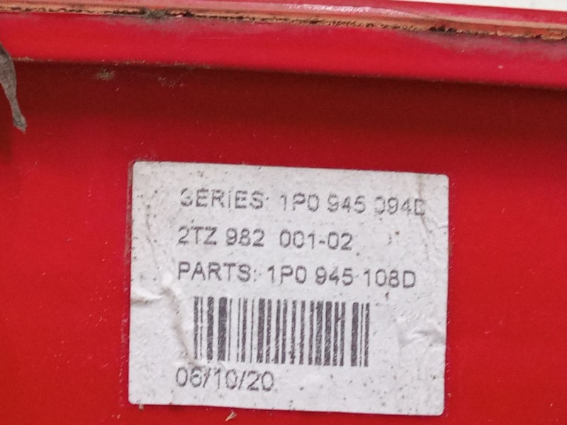 Recambio de piloto trasero porton derecho para seat leon (1p1) 1.9 tdi referencia OEM IAM 1P0945108D  