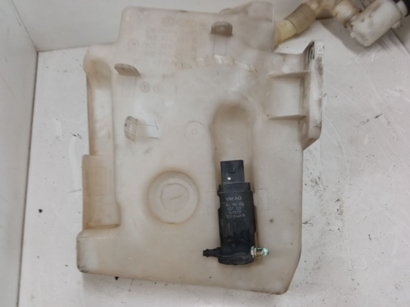 Recambio de deposito limpiaparabrisas para volkswagen golf vi (5k1) 1.2 tsi referencia OEM IAM   
