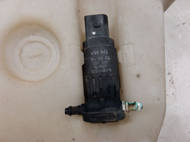 Recambio de deposito limpiaparabrisas para volkswagen golf vi (5k1) 1.2 tsi referencia OEM IAM   