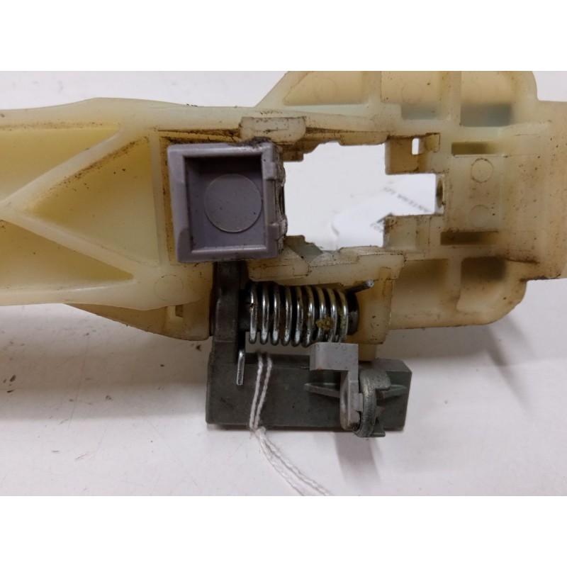 Recambio de maneta exterior puerta delantera izquierda para chevrolet captiva (c100, c140) 2.4 4wd referencia OEM IAM   