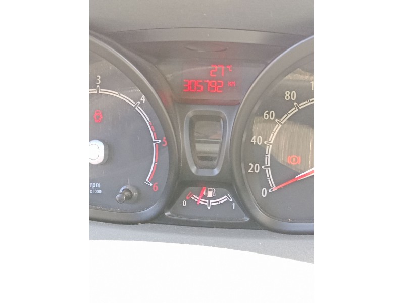 ford fiesta vi (cb1, ccn) del año 2010