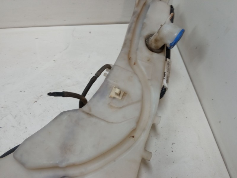 Recambio de deposito limpiaparabrisas para ford focus ii (da_, hcp, dp) 1.6 referencia OEM IAM 6M5TF221050  