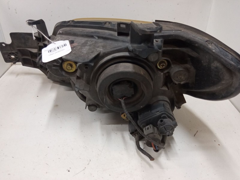 Recambio de faro derecho para mitsubishi outlander i (cu_w) 2.4 4wd (cu5w) referencia OEM IAM   