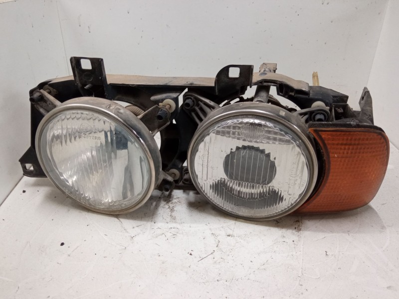 Recambio de faro izquierdo para bmw 5 (e34) 525 i 24v referencia OEM IAM   