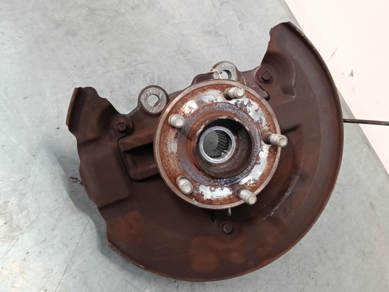 Recambio de mangueta delantera izquierda para ford focus iii turnier 1.0 ecoboost referencia OEM IAM AV613K171DAC  