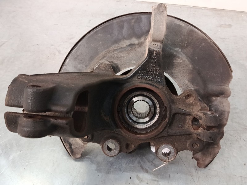 Recambio de mangueta delantera derecha para ford focus iii turnier 1.0 ecoboost referencia OEM IAM AV613K170  