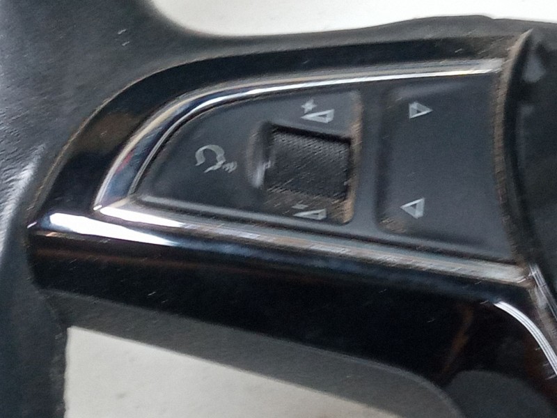 Recambio de volante multifincion para skoda rapid spaceback (nh1) 1.0 tsi referencia OEM IAM 5E0419091  