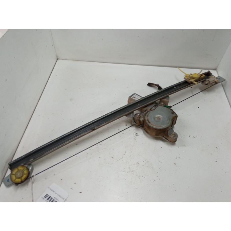 Recambio de elevalunas electrico delantero izquierdo para nissan primastar furgoneta (x83) 1.9 dci 100 referencia OEM IAM   
