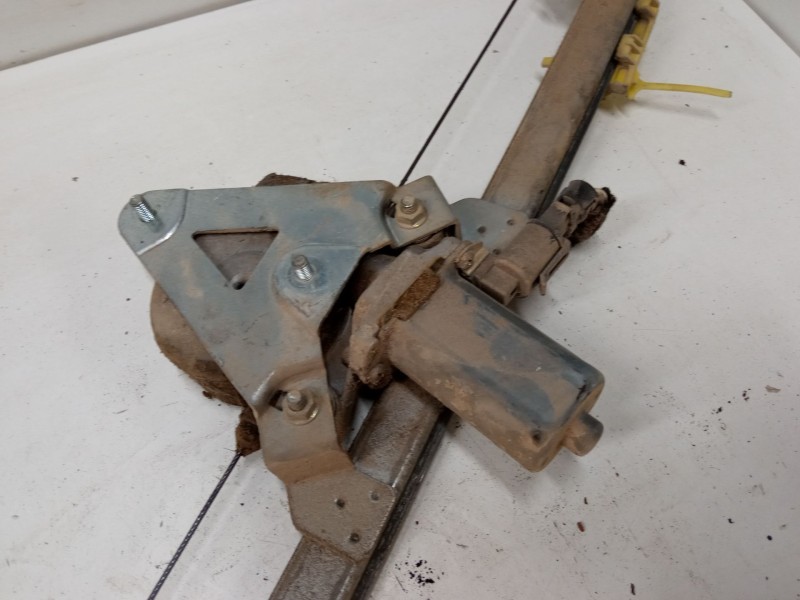 Recambio de elevalunas electrico delantero izquierdo para nissan primastar furgoneta (x83) 1.9 dci 100 referencia OEM IAM   