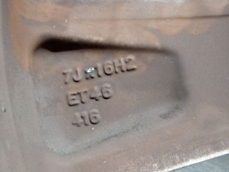 Recambio de llanta aluminio 16´´ para skoda rapid spaceback (nh1) 1.0 tsi referencia OEM IAM   