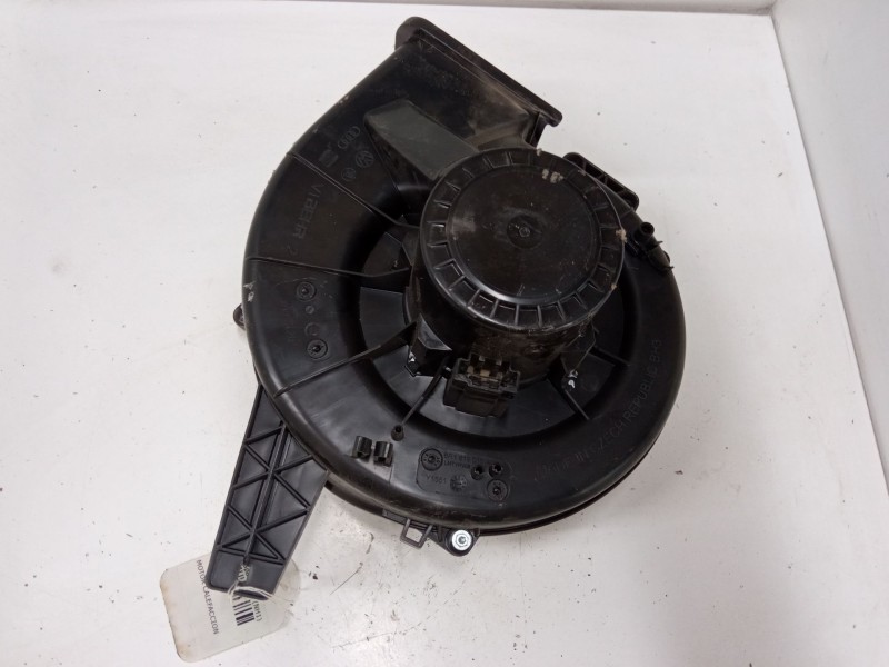 Recambio de motor calefaccion para skoda rapid spaceback (nh1) 1.0 tsi referencia OEM IAM   