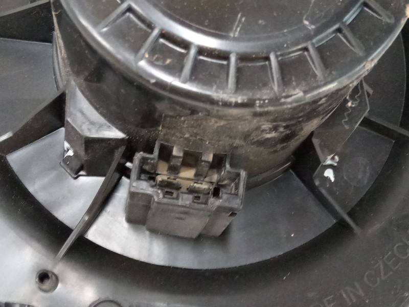 Recambio de motor calefaccion para skoda rapid spaceback (nh1) 1.0 tsi referencia OEM IAM   