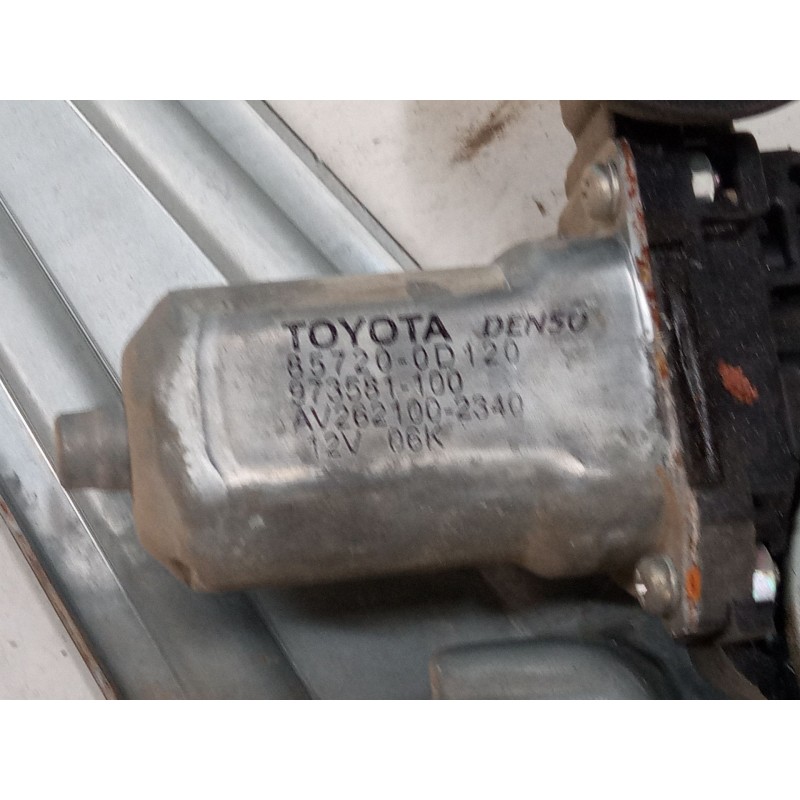 Recambio de elevalunas electrico trasero derecho para toyota auris (_e15_) 1.4 d-4d (nde150_) referencia OEM IAM 857200D120  