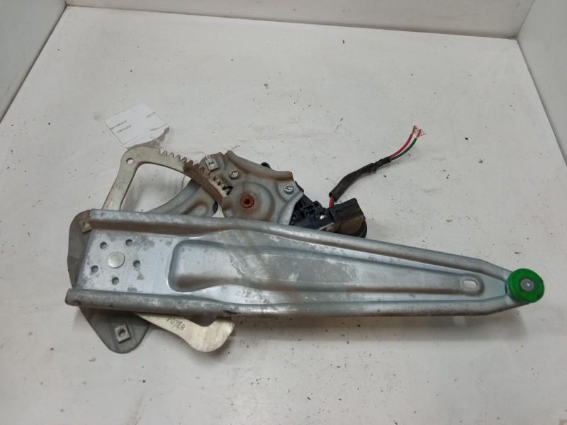 Recambio de elevalunas electrico trasero derecho para toyota auris (_e15_) 1.4 d-4d (nde150_) referencia OEM IAM 857200D120  