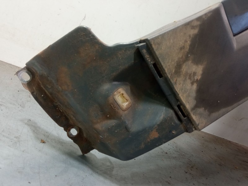 Recambio de aleta delantera derecha para chevrolet captiva (c100, c140) 2.0 d 4wd referencia OEM IAM   
