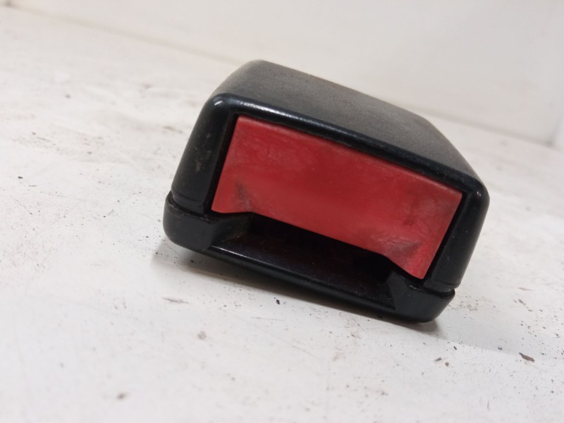 Recambio de anclaje cinturon trasero izquierdo para ford focus c-max (dm2) 1.6 tdci referencia OEM IAM   