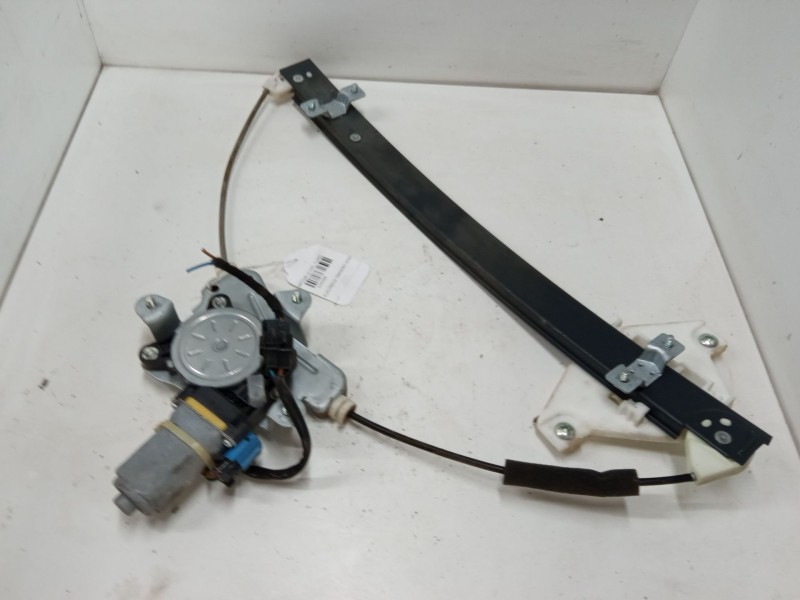 Recambio de elevalunas electrico trasero izquierdo para chevrolet captiva (c100, c140) 2.4 4wd referencia OEM IAM 25937971  