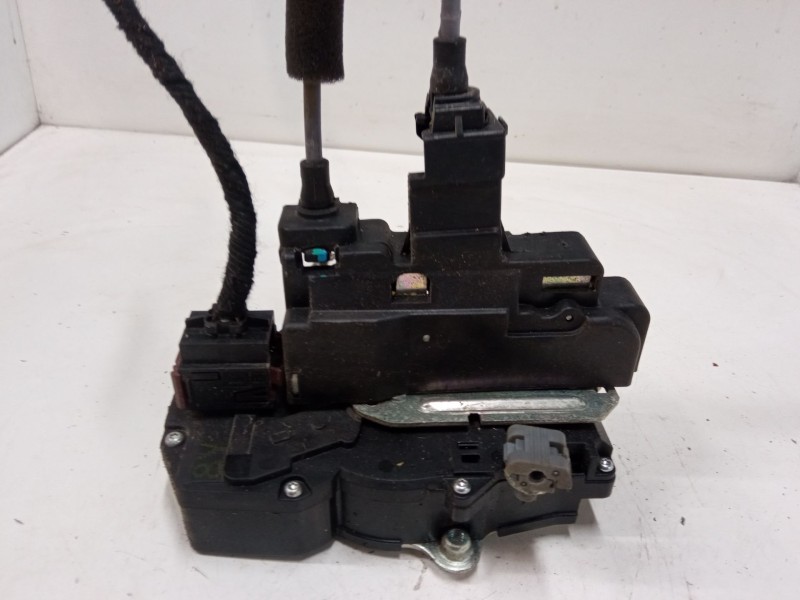 Recambio de cerradura puerta trasera derecha para chevrolet captiva (c100, c140) 2.4 4wd referencia OEM IAM   