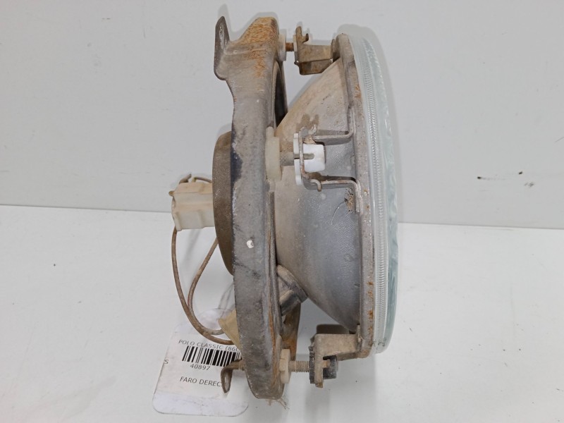 Recambio de faro derecho para volkswagen polo classic (86c, 80) 1.3 cat referencia OEM IAM   