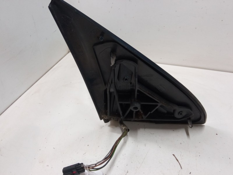 Recambio de retrovisor electrico izquierdo para ford focus i sedán (dfw) 1.8 tdci referencia OEM IAM   