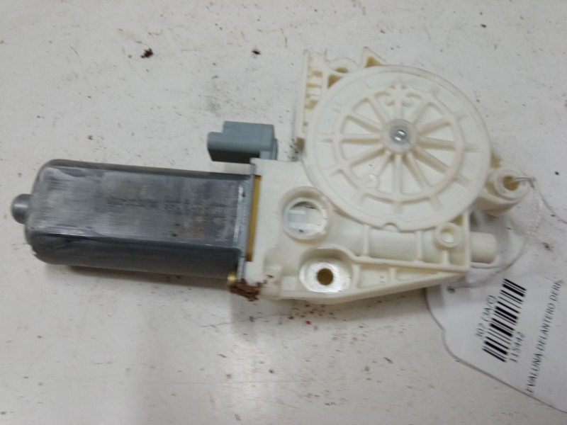 Recambio de motor elevaluna delantero derecho para peugeot 307 (3a/c) 1.4 16v referencia OEM IAM   