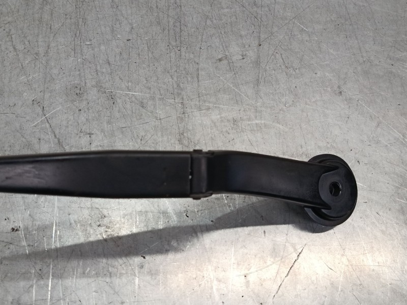 Recambio de brazo limpia delantero izquierdo para ford focus iii turnier 1.0 ecoboost referencia OEM IAM   