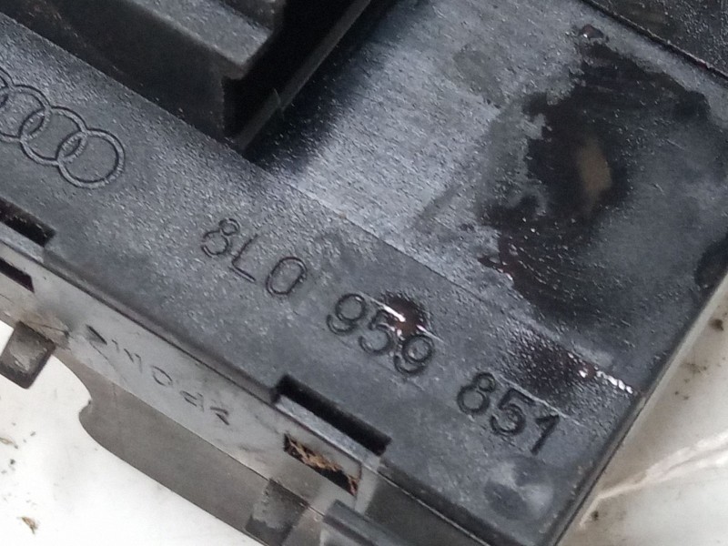 Recambio de mando elevalunas delantero izquierdo para audi a3 (8l1) 1.8 t referencia OEM IAM 8L0959851  