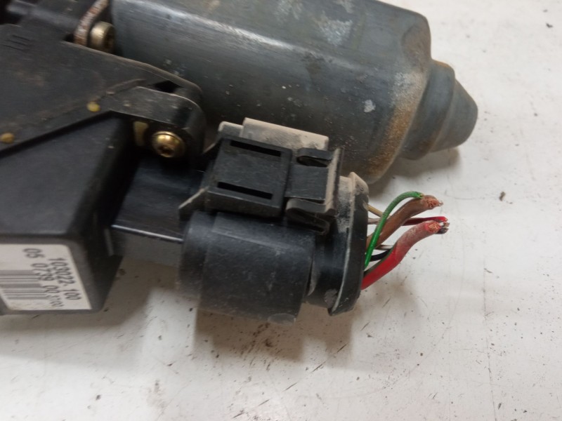 Recambio de motor elevaluna delantero derecho para audi a3 (8l1) 1.8 t referencia OEM IAM   