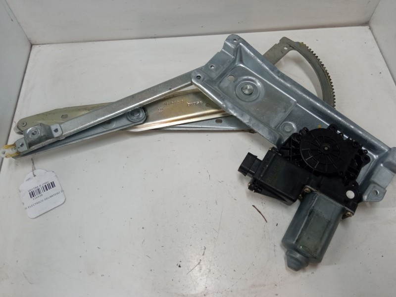 Recambio de elevalunas electrico delantero izquierdo para opel vectra b (j96) 2.2 i 16v (f19) referencia OEM IAM 09153597  