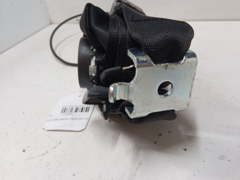 Recambio de anclaje cinturon trasero izquierdo para opel vectra b (j96) 2.2 i 16v (f19) referencia OEM IAM   
