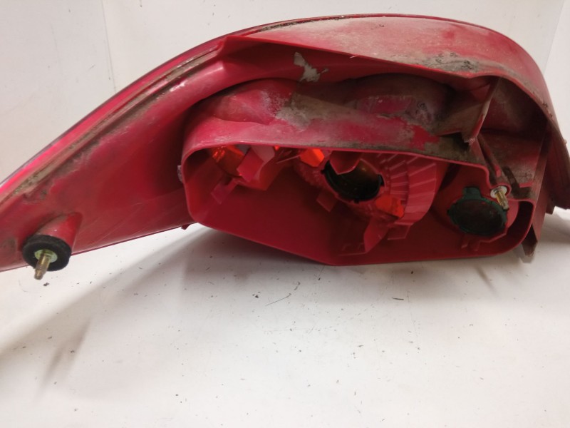 Recambio de piloto trasero derecho para peugeot 307 (3a/c) 1.6 hdi referencia OEM IAM   