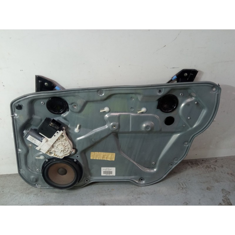 Recambio de elevalunas electrico delantero derecho para seat ibiza iii (6l1) 1.4 tdi referencia OEM IAM 6L2959801 6L4837752 