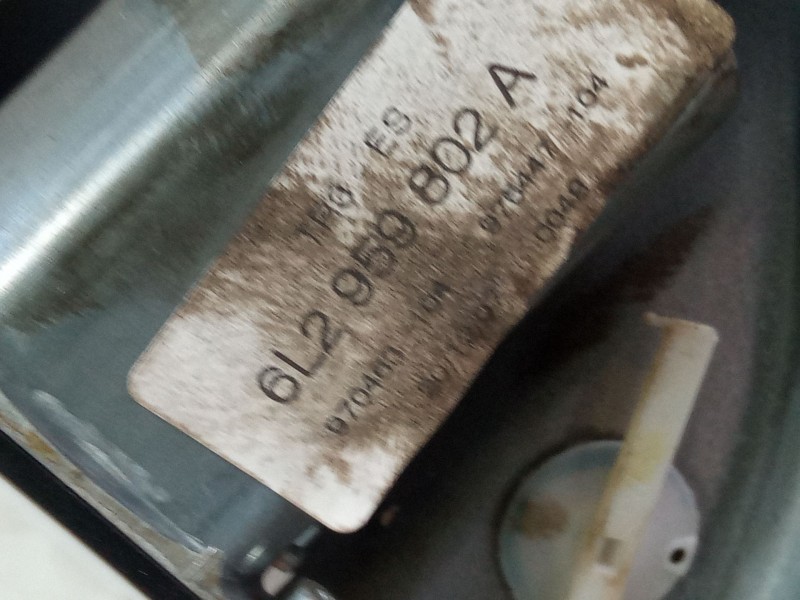 Recambio de elevalunas electrico delantero izquierdo para seat ibiza iii (6l1) 1.4 tdi referencia OEM IAM 6L2959802 6L4837751 