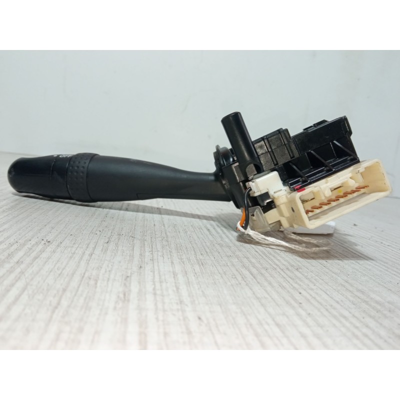 Recambio de mando de intermitencia para suzuki swift iii (mz, ez) 1.3 ddis (rs 413d) referencia OEM IAM 173744  