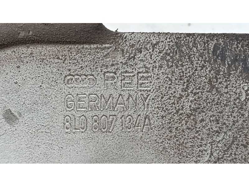 Recambio de refuerzo paragolpes delantero para audi a3 (8l1) 1.9 tdi referencia OEM IAM   