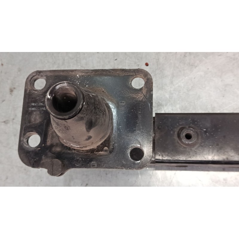 Recambio de refuerzo paragolpes delantero para peugeot 3008 i monospace (0u_) 2.0 hdi 150 / bluehdi 150 referencia OEM IAM 96827