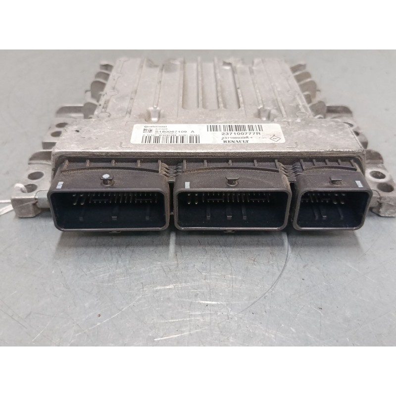 Recambio de centralita motor uce para renault fluence (l3_) 1.5 dci (l30b) referencia OEM IAM 237100777R 237100033R S180067109A