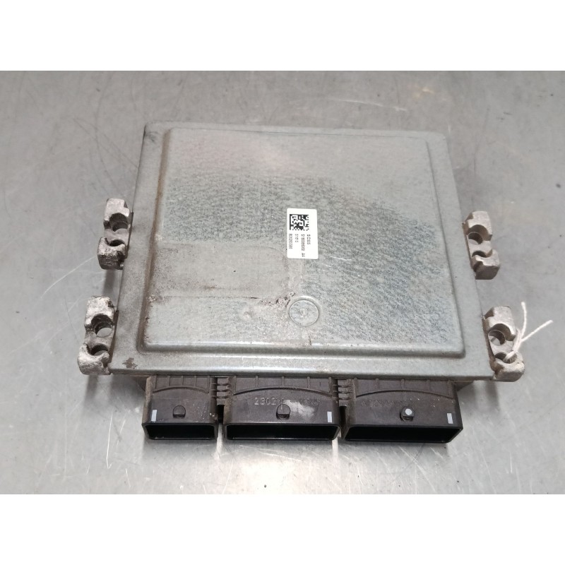Recambio de centralita motor uce para renault fluence (l3_) 1.5 dci (l30b) referencia OEM IAM 237100777R 237100033R S180067109A