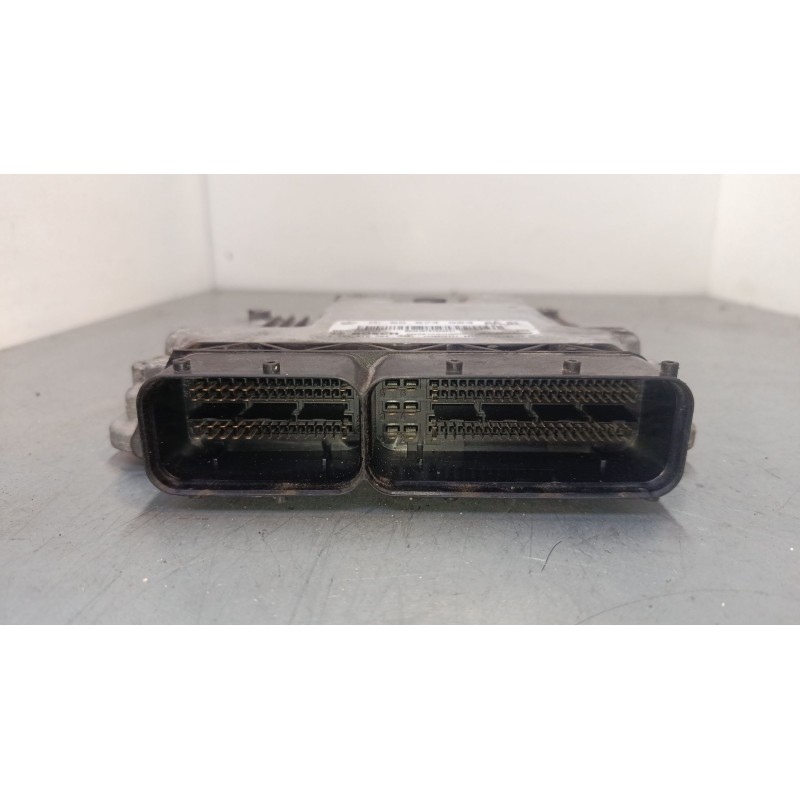 Recambio de centralita motor uce para opel insignia a sports tourer (g09) 2.0 cdti (35) referencia OEM IAM 55574903 0281016704 