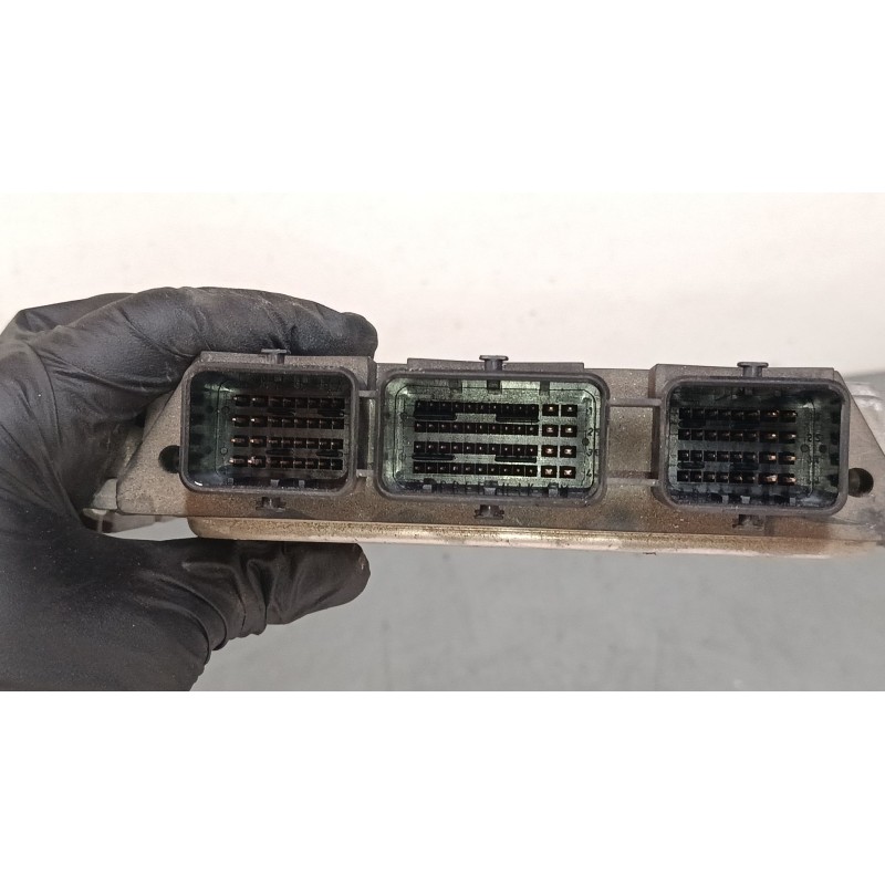 Recambio de centralita motor uce para citroën c3 i (fc_, fn_) 1.4 hdi referencia OEM IAM 9664843480 9657699480 0281012523