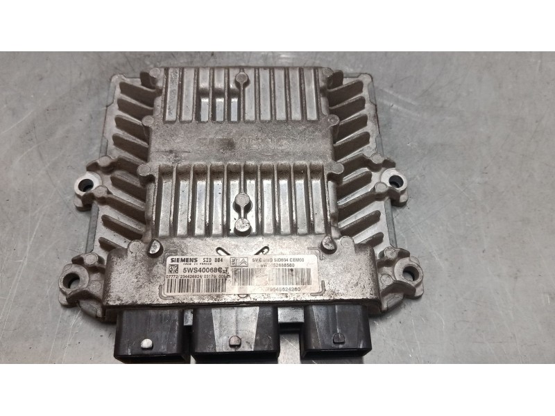 Recambio de centralita motor uce para citroën c3 i (fc_, fn_) 1.4 hdi referencia OEM IAM 9652888580 9648624280 5WS40068C