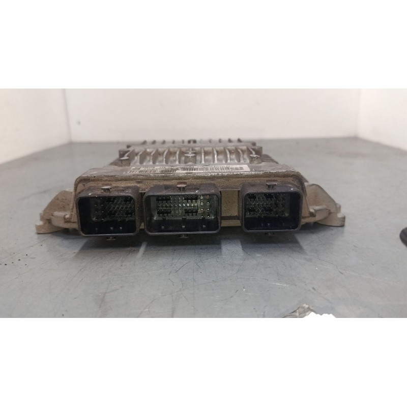 Recambio de centralita motor uce para citroën c3 i (fc_, fn_) 1.4 hdi referencia OEM IAM 9652888580 9648624280 5WS40068C